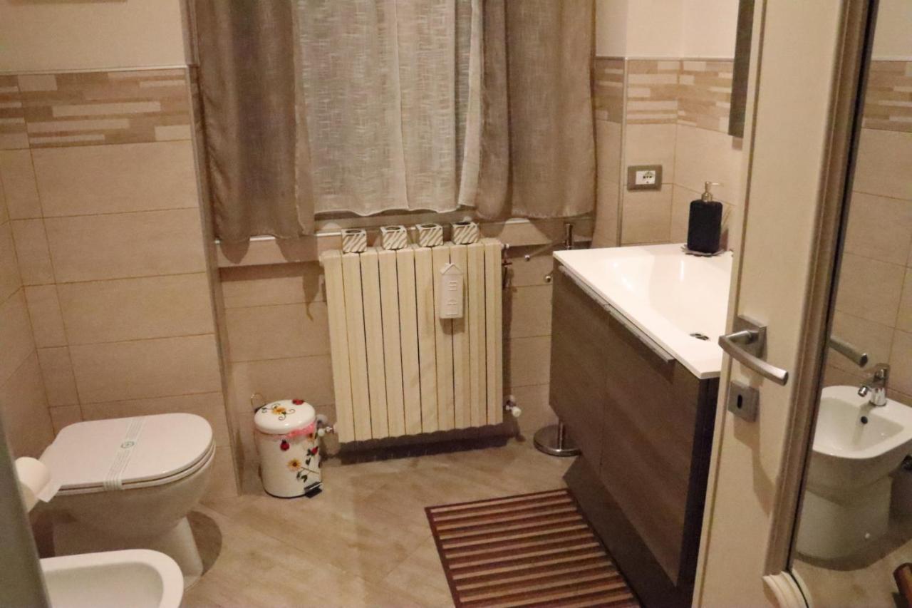 Ferienwohnung La Casa Sotto I Tigli Lecco Exterior foto