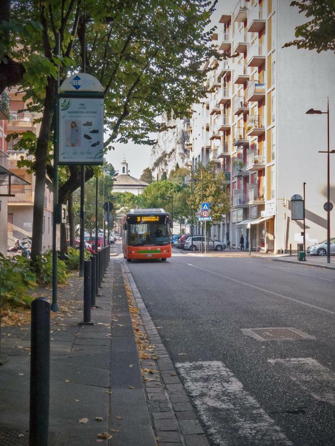 Ferienwohnung La Casa Sotto I Tigli Lecco Exterior foto